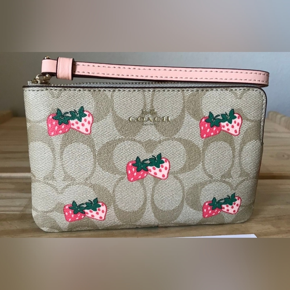 Coach strawberry 🍓 wrist wallet